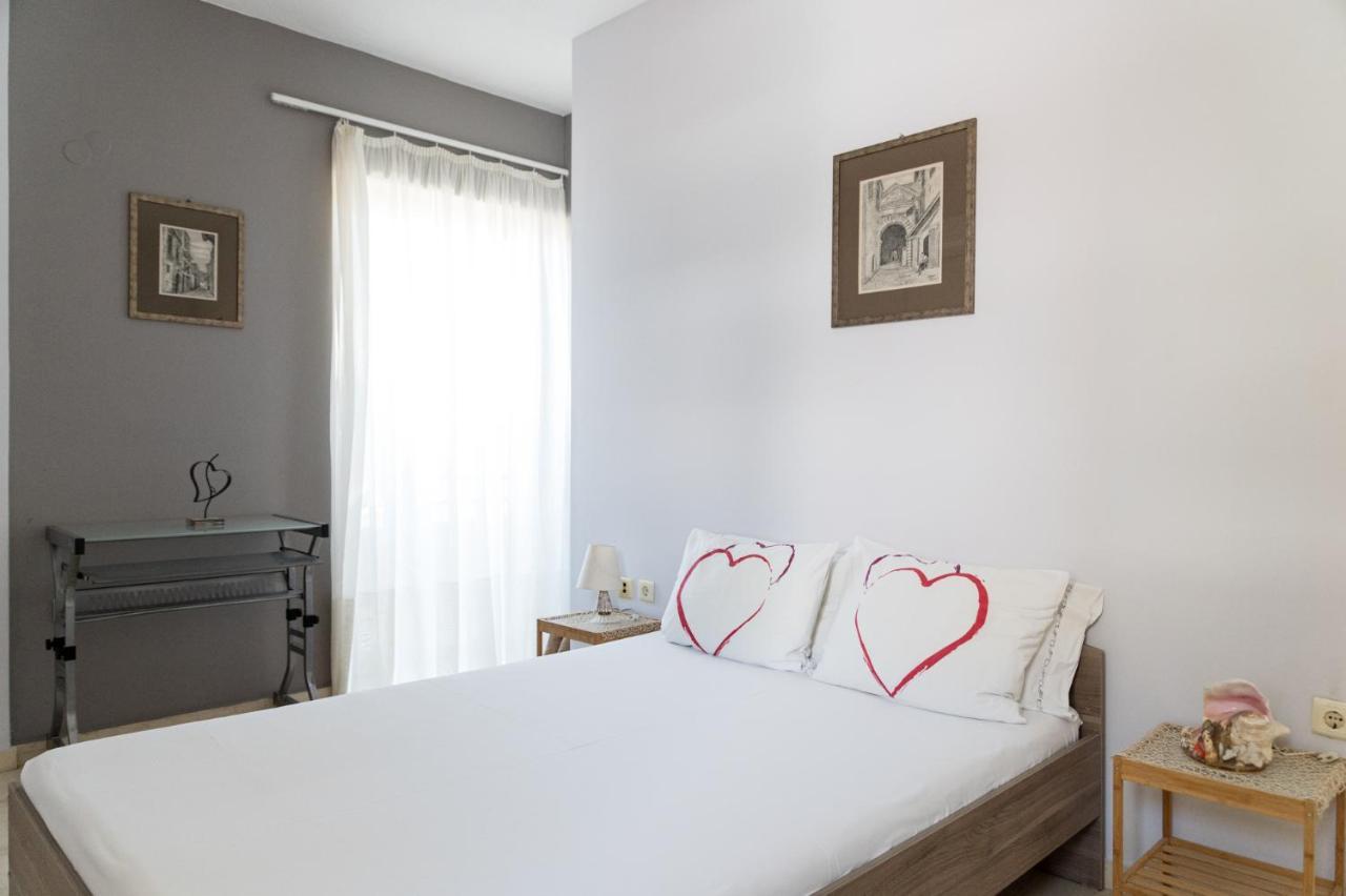 Eftihia Apartments By The Sea Ретимно Екстериор снимка