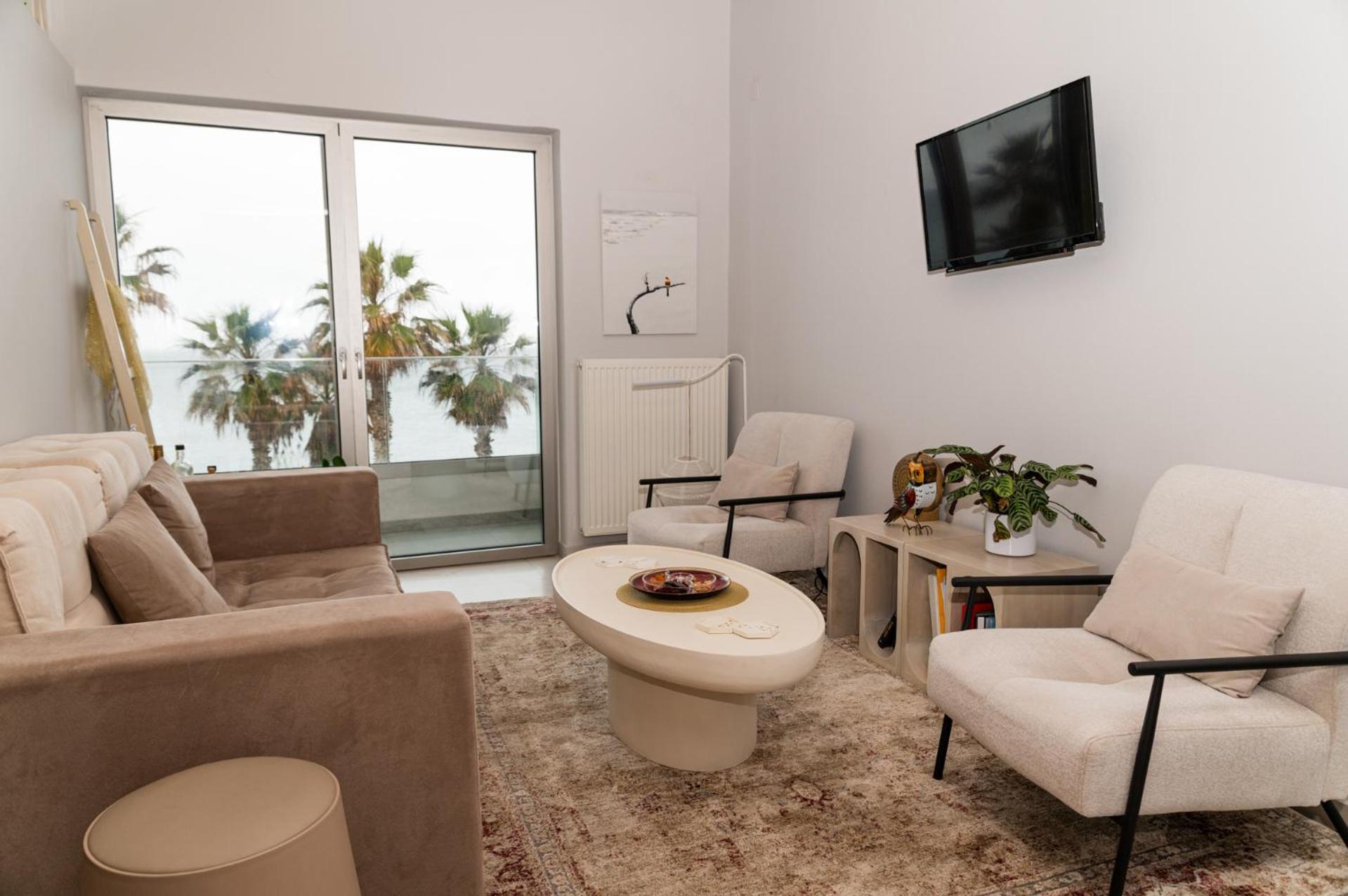 Eftihia Apartments By The Sea Ретимно Екстериор снимка